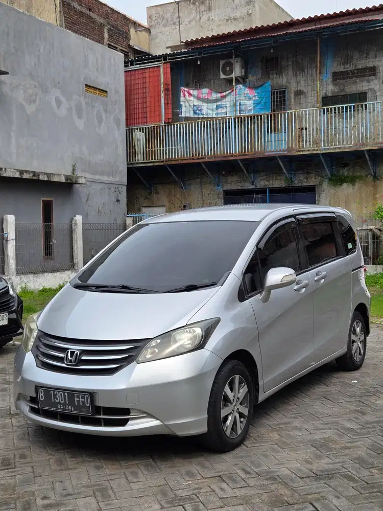 Honda Freed 2011 Bensin