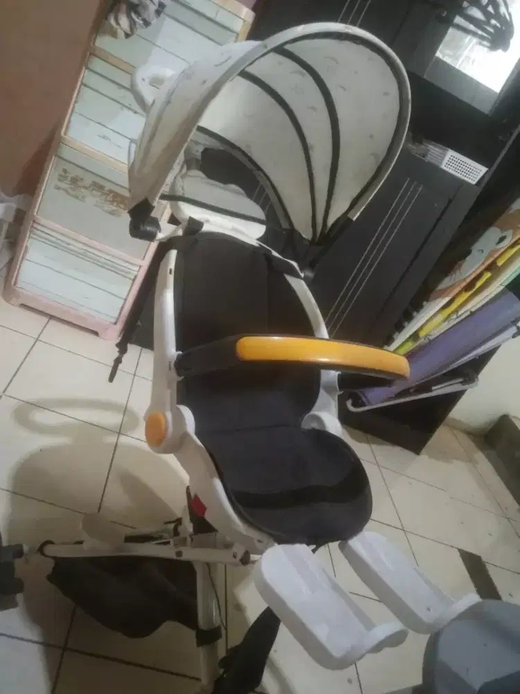 Stroller Travelling 2 arah mudah dilipat