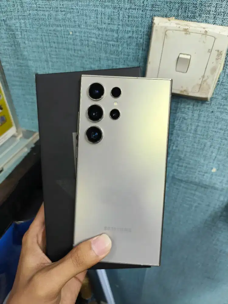 Samsung S24 Ultra 12/512 fullset