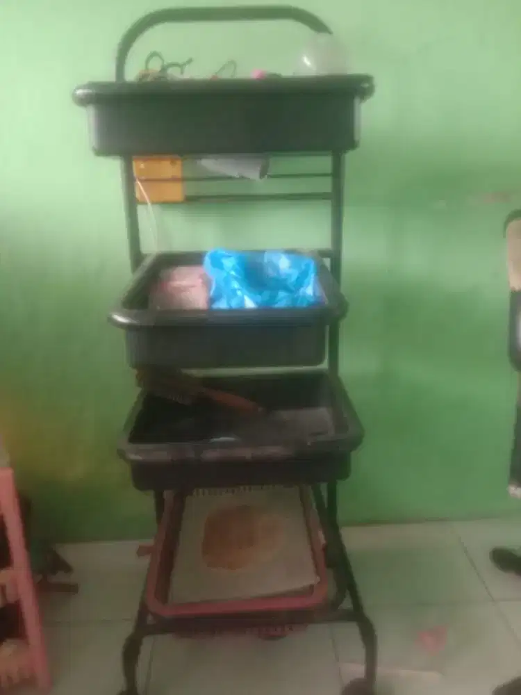 Peralatan salon komplit