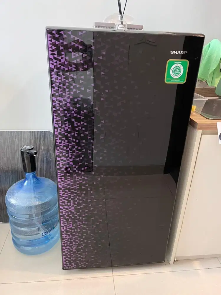 Dijual Cepat Kulkas 1 Pintu Merek Sharp