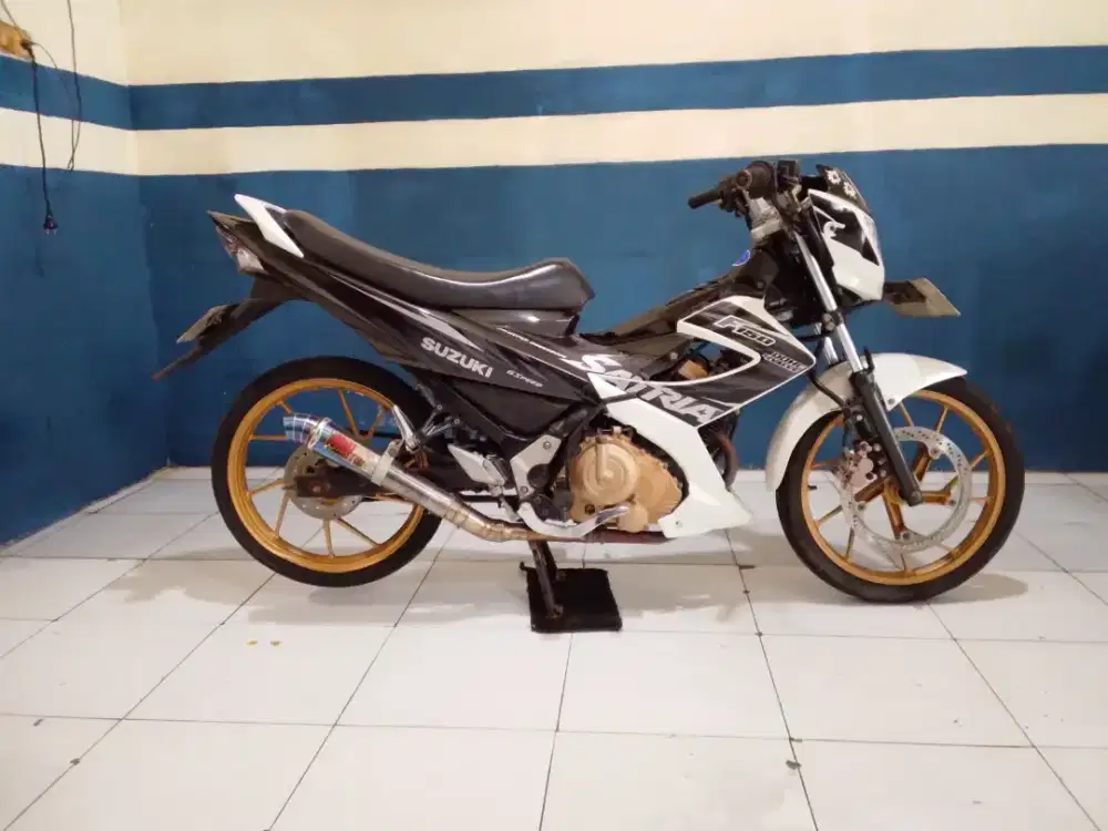 Suzuki satria fu 150cc 2013 surat lengkap