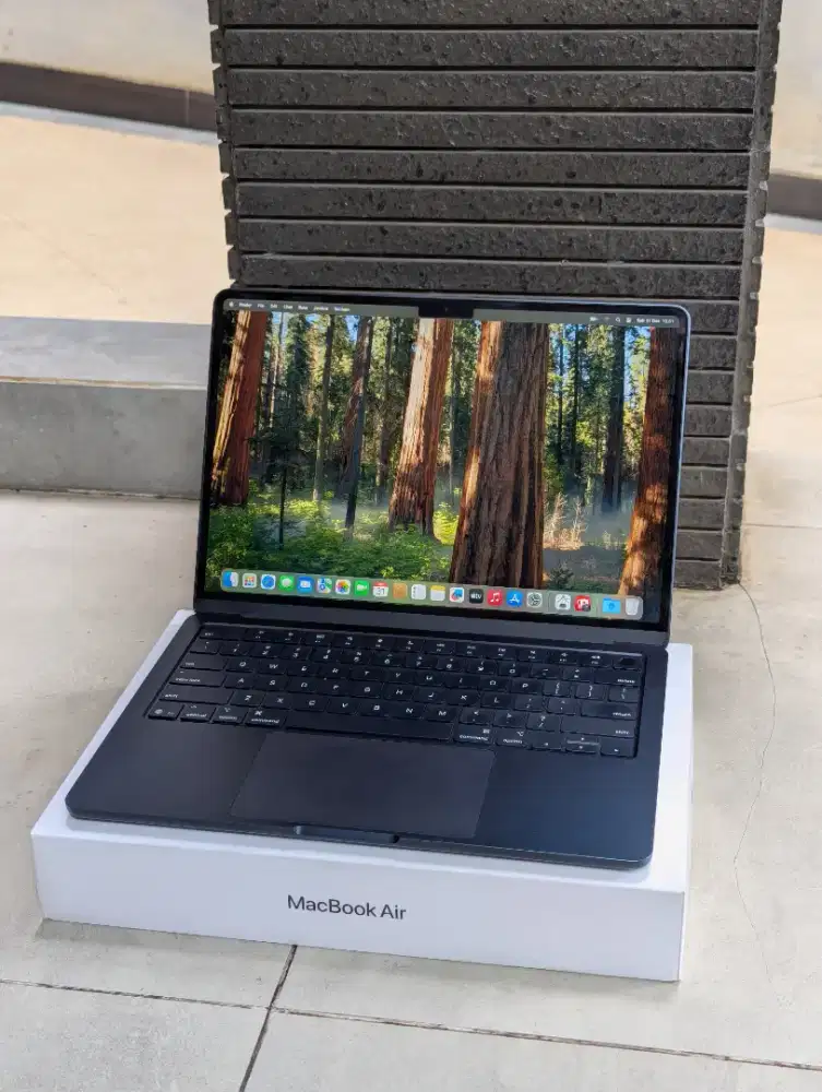 Macbook Air M4 16/256gb Fullset Garansi