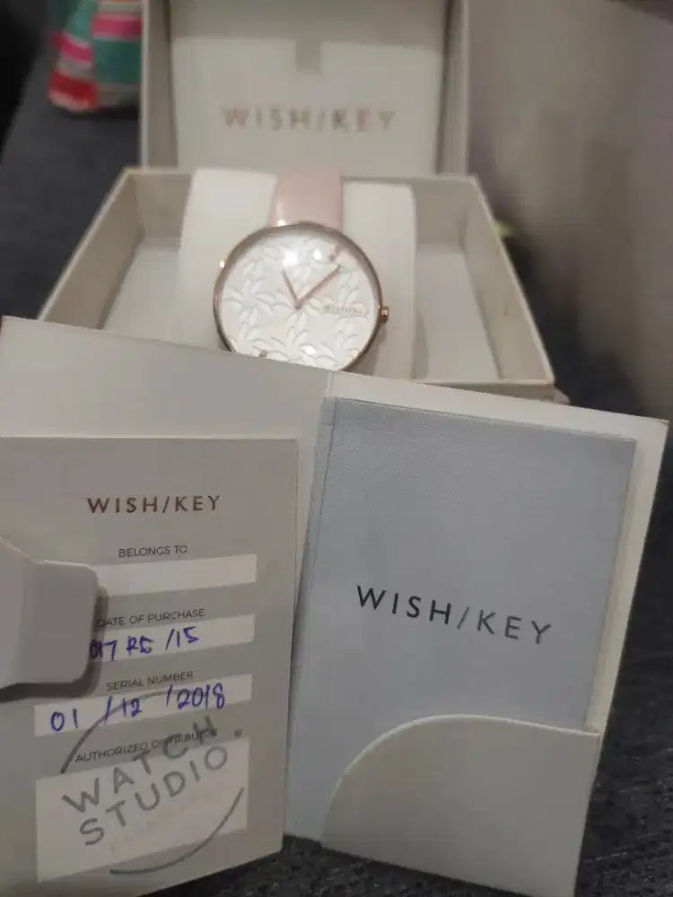 Jam tangan wish key