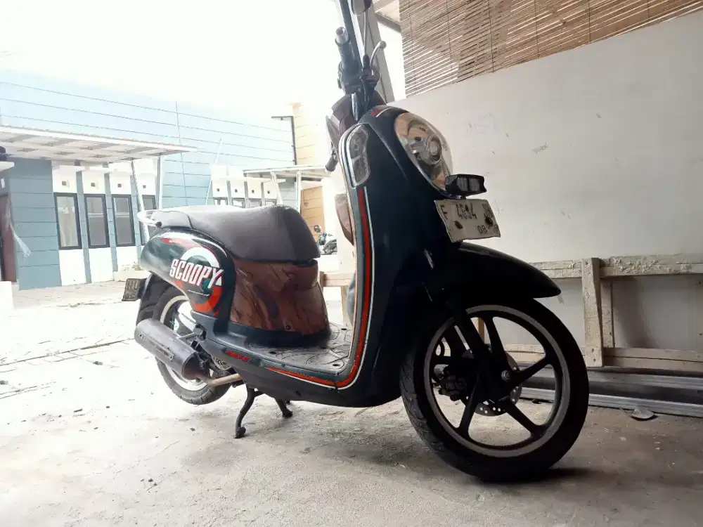 Honda Scoopy 2013