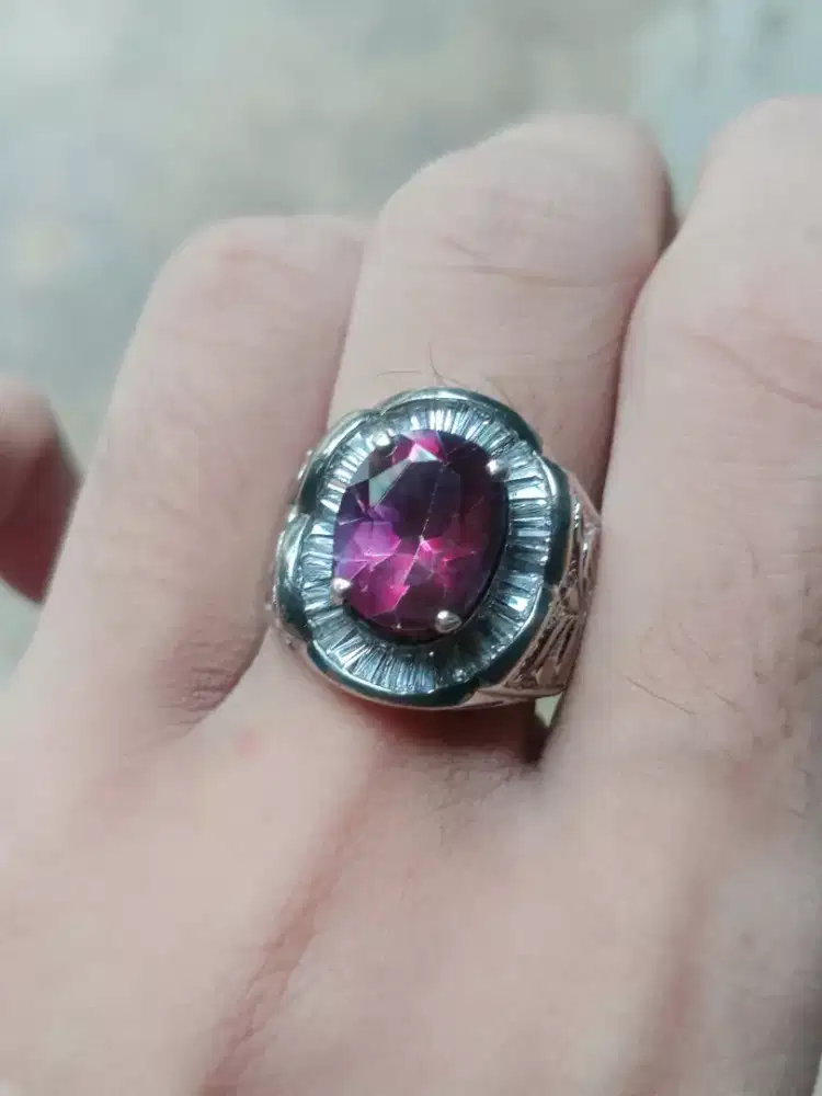 Rhodolite garnet Afrika natural