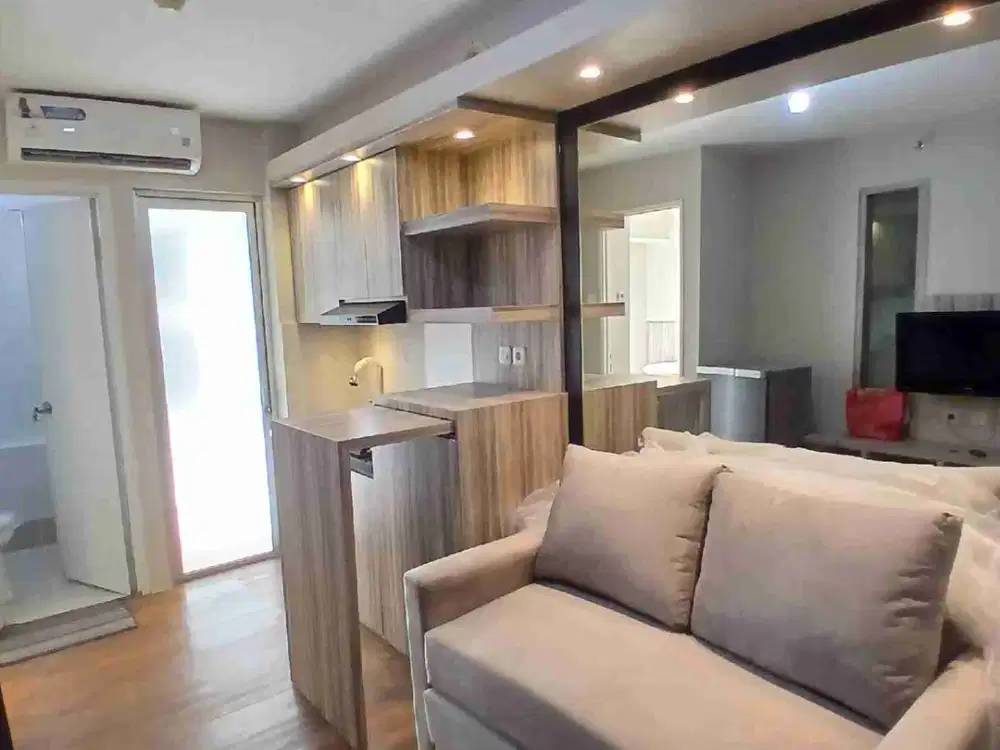 di sewakan unit baru type 2 bedroom tower flamboyan view pool