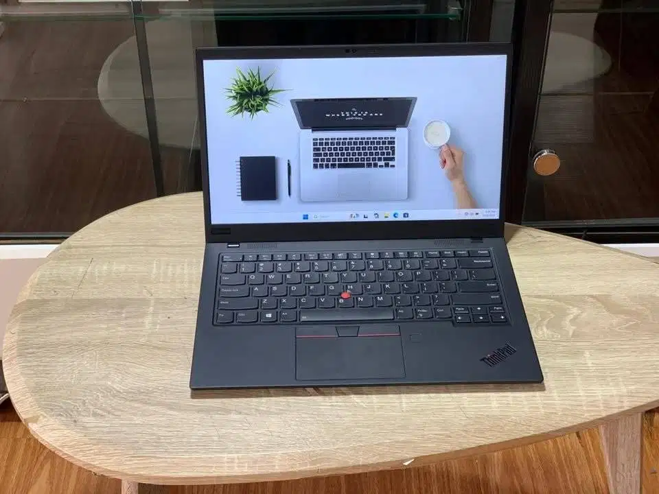 Lenovo Thinkpad X1 Carbon 7Th Corei7-8665U Ram 16Gb SSD FullHD slim