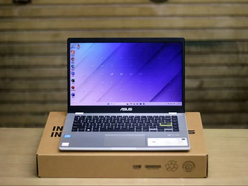 Asus vivobook E410MA Fullset Ssd 512GB