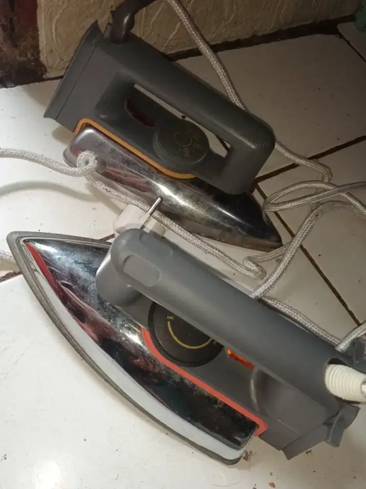 Setrika philip 2 buah