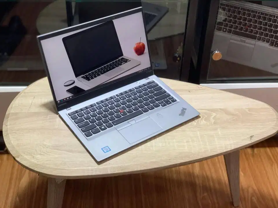 Lenovo Thinkpad X1 Carbon 6Th Corei7-8665U Ram 16Gb SSD FullHD IPS