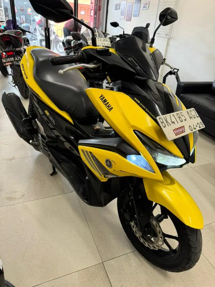 Yamaha Aerox 155 VVA 2017 warna Kuning Aeroks Yellow Matic CC Irit