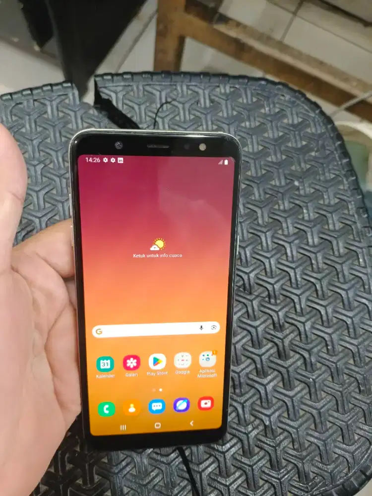 Samaung A6 plus ram 4Gab arom