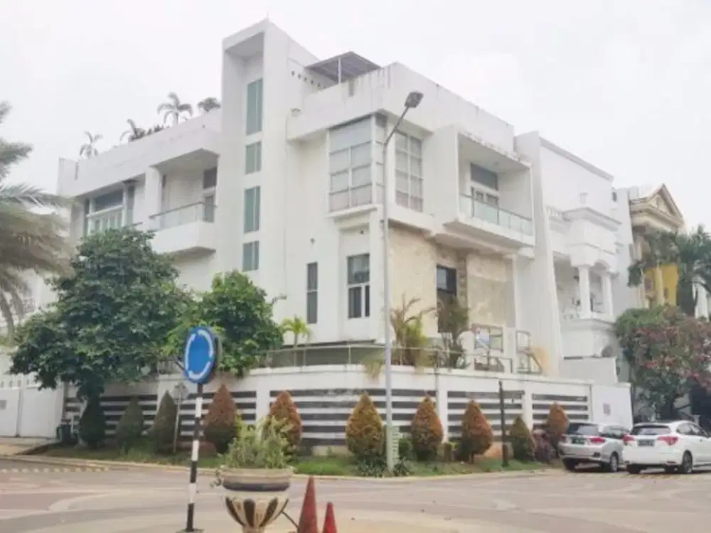 Rumah Gudang Bukit Gading Mediterania Kelapa Gading Jakarta utara