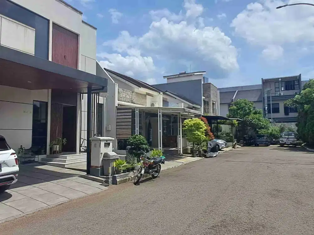 Di JUAL cepat rumah baru di renovasi cantik grand wisata bekasi jarang ada