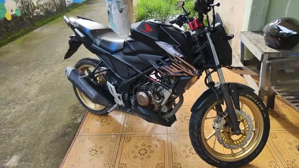 CB 150 R tahun 2018 jual cepat aja