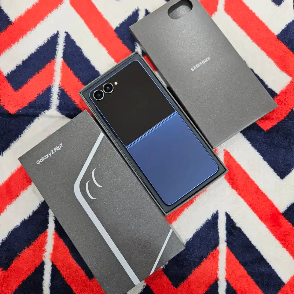 Samsung galaxy Z Flip 7 5G 12/256 second dua bulanan