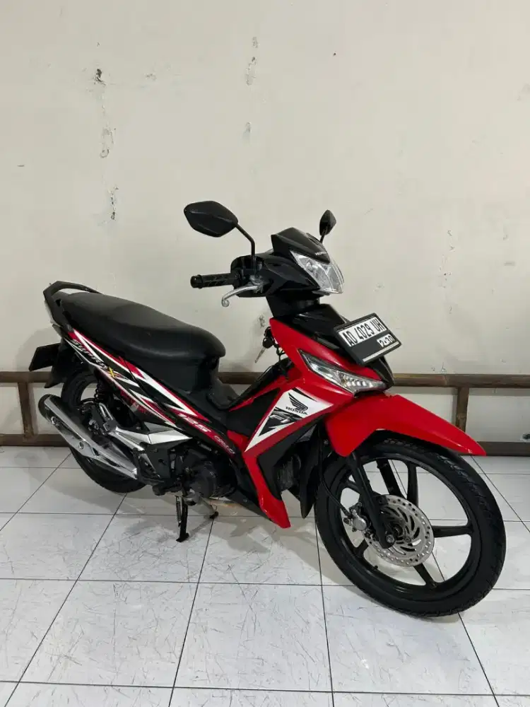 SUPRA X 125 FI THUN 2015