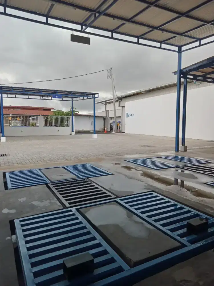 DIBUTUHKAN OPERATOR CUCI MOBIL