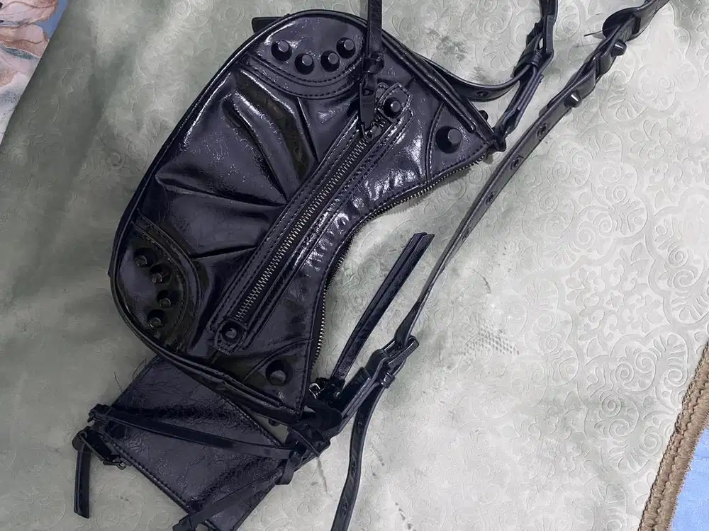 Tas Steve Maden Original (sling bag)