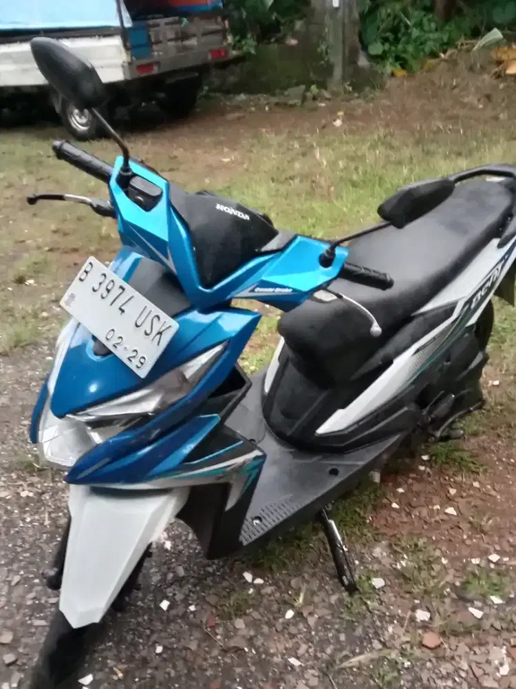 Dijual Honda Beat 2019 tipe tertinggi,warna sli biru putih,PJK hidup