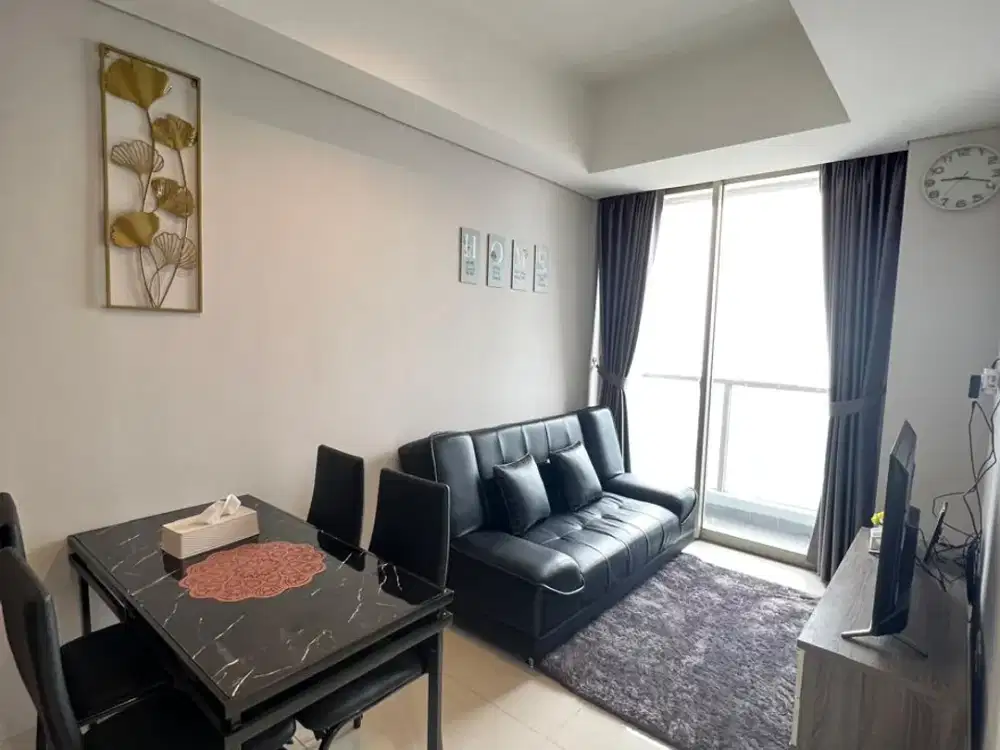 2BR Hook Furnished Apartemen Taman Anggrek Residences - Jakarta Barat