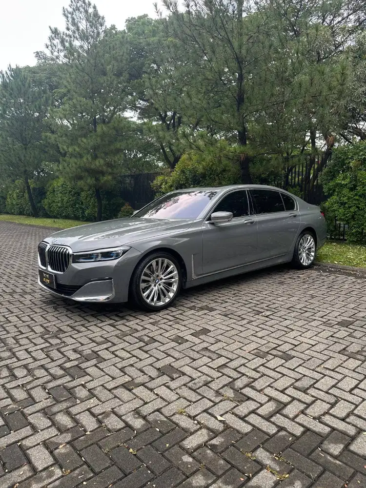 BMW 740Li Opulence LCi 2022 NIK 2019