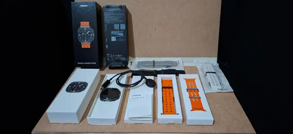 Samsung Galaxy Watch Ultra 2/32 GB, Fullset, No Minus, Garansi SEIN On