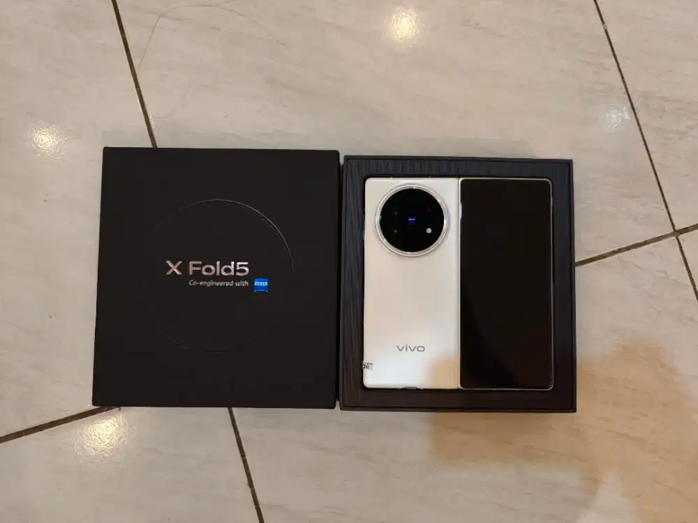 Vivo X Fold 5 16/512gb September 2027 grs resmi