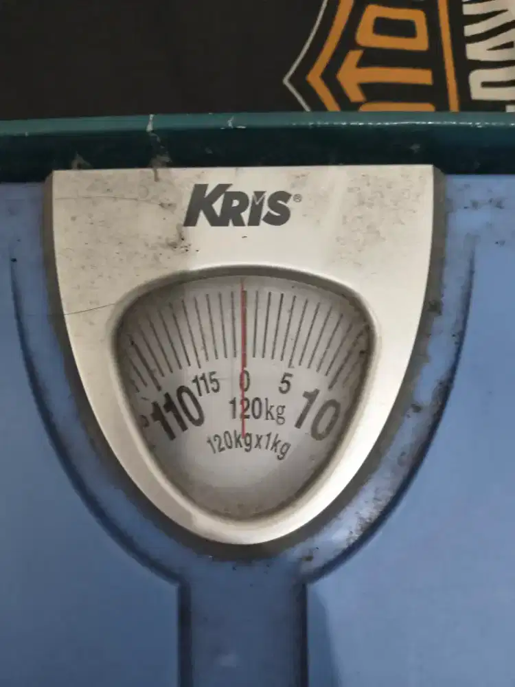 Timbangan badan manual