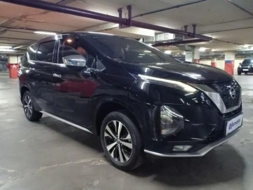 MOBIL PILIHAN - Nissan Livina 1.5 VL Bensin-AT 2023 ZOC B