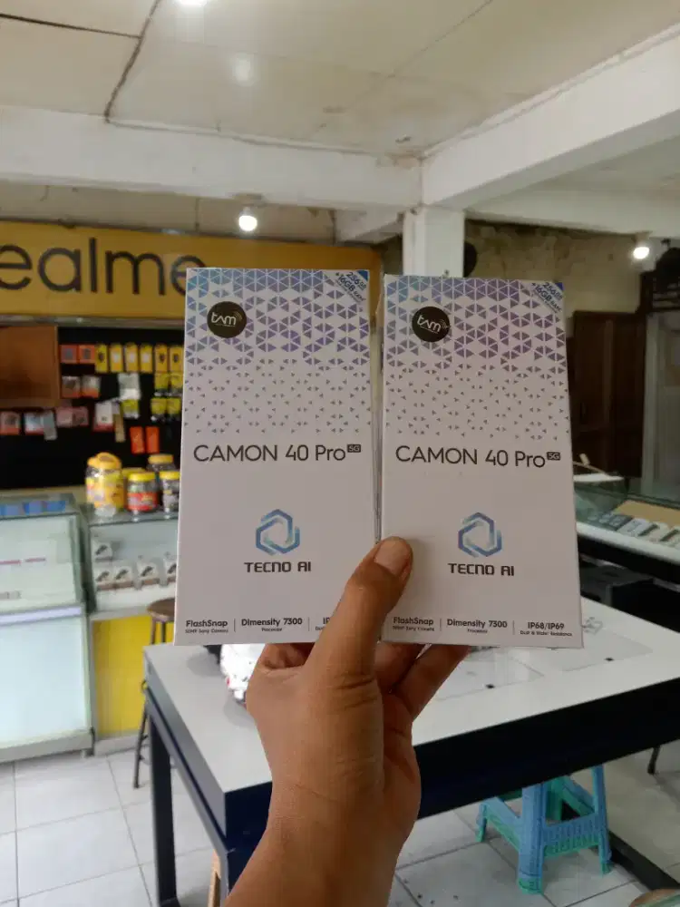 Berminat silahkan WA Tecno Camon 40 Pro 5G 8+8/256 Garansi resmi 13bln