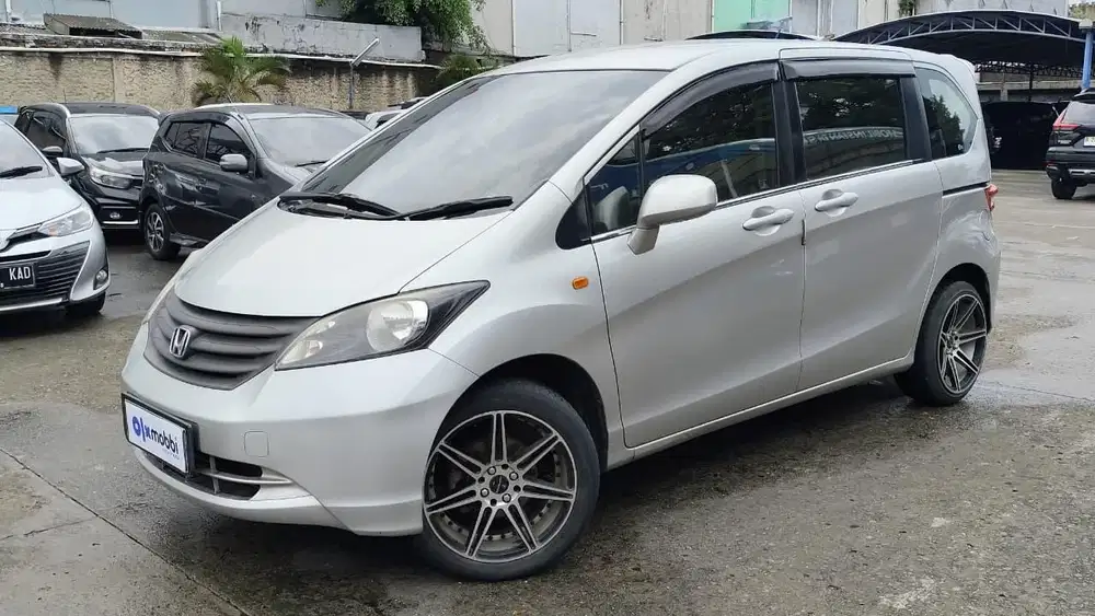 DP MURAH - Honda Freed 1.5 S Bensin-AT 2011