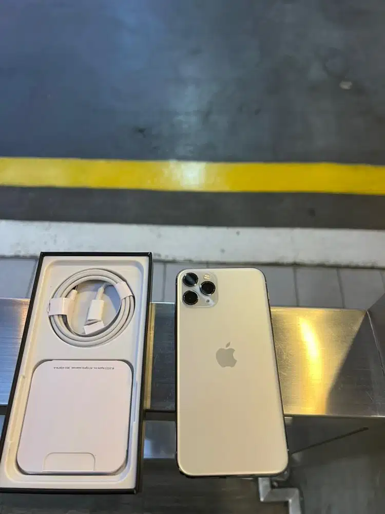iphone 11 pro 256gb masuk bos