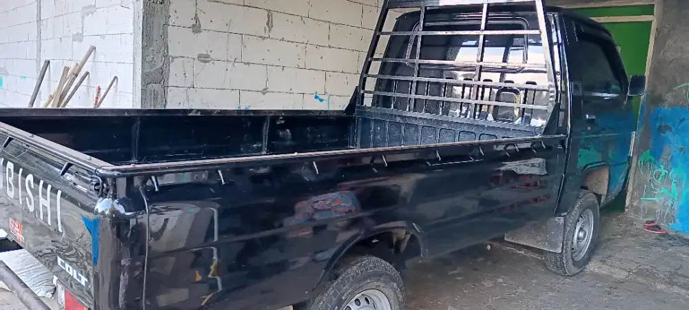 Colt L300 tahun 2023