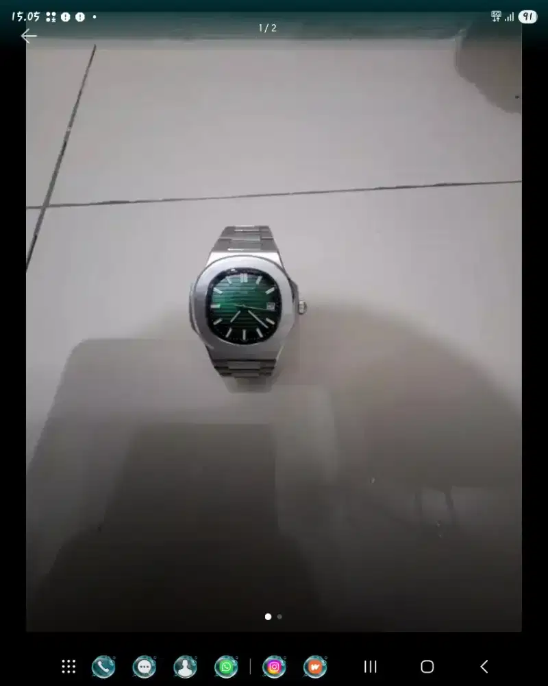 Jam tangan second