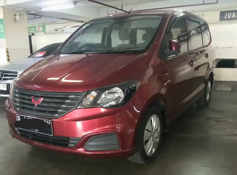 Wuling Confero 1.5 MT ( Manual )