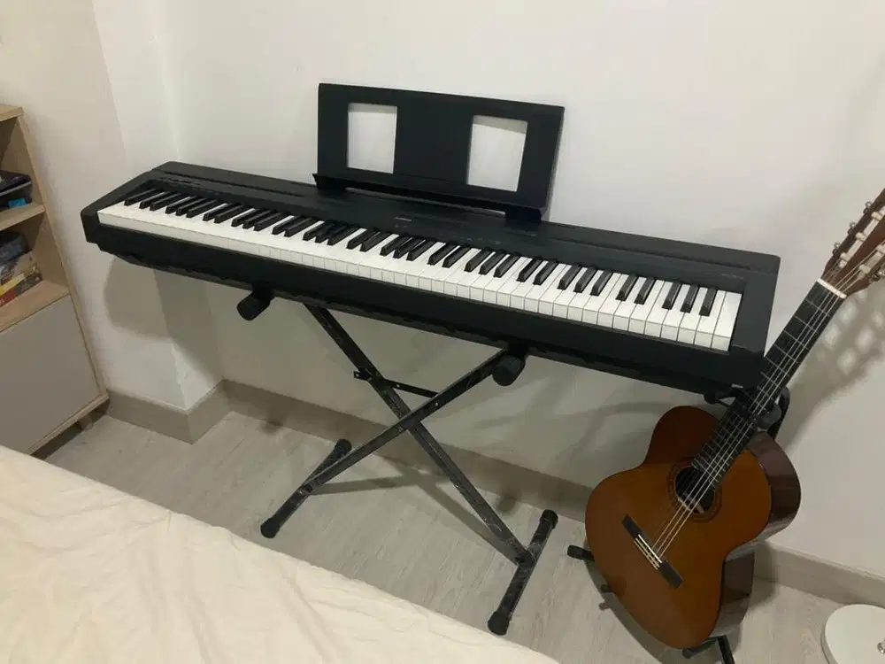 Yamaha P-45 Digital Piano