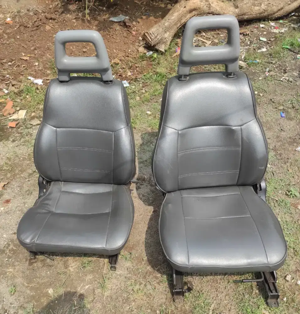 Jok depan kanan kiri ex Suzuki jimny katana sierra