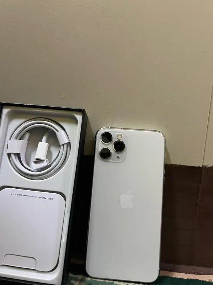 iphone 11 pro 256gb sumber apple full