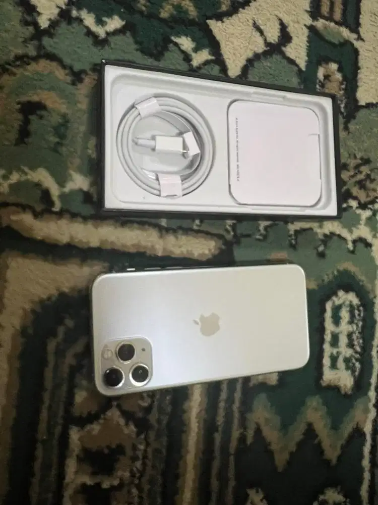 iphone 11 pro 256gb cuss fullset