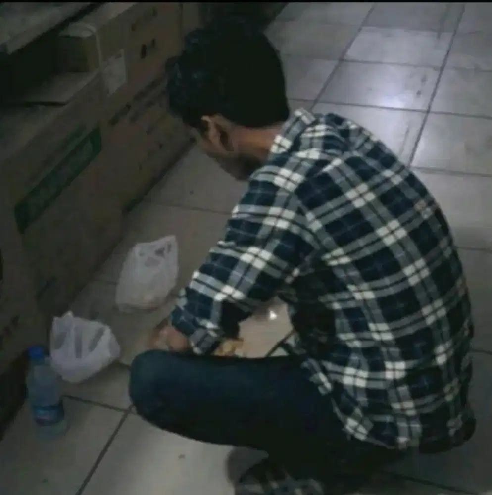 Saya lagi cari kerja susah banget