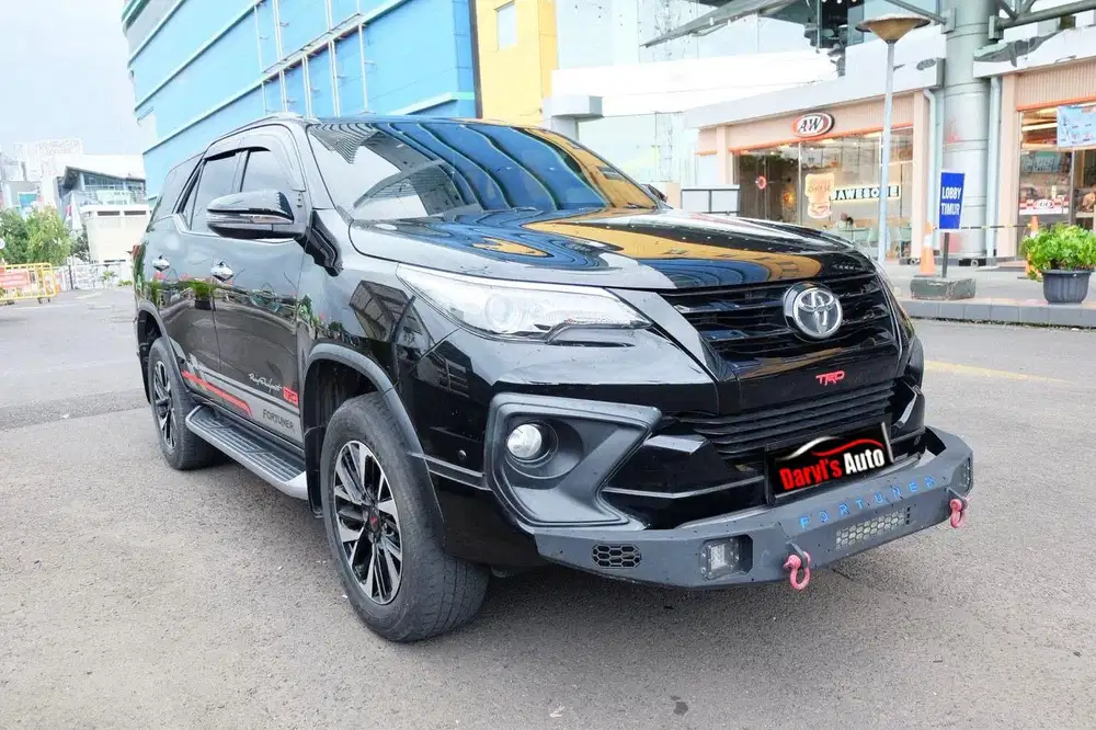 2018 TOYOTA FORTUNER VRZ TRD 2.4 DIESEL DOUBLE DISK