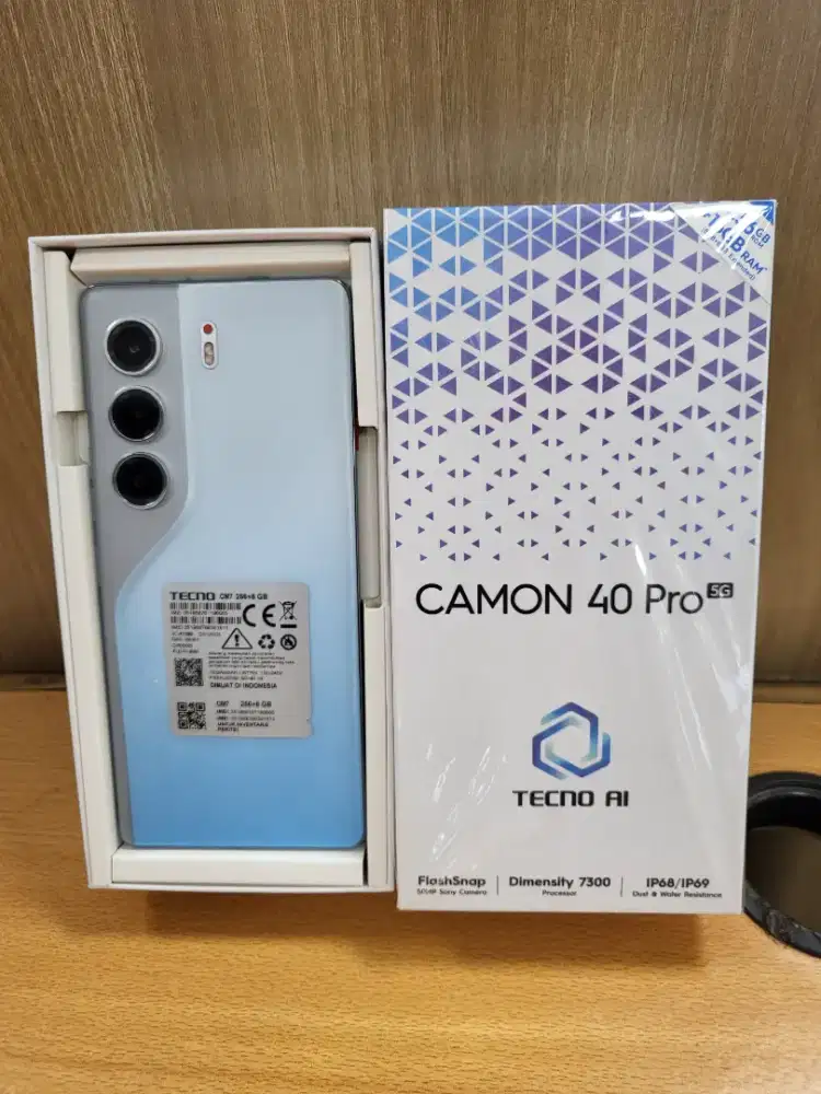 Camon 40 Pro 5G ram 8+8/256 like new