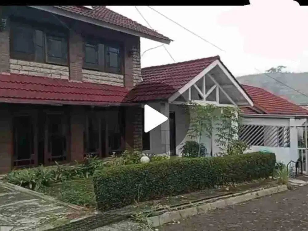 Dijual Vila Asri di Green Apple Puncak Cipanas