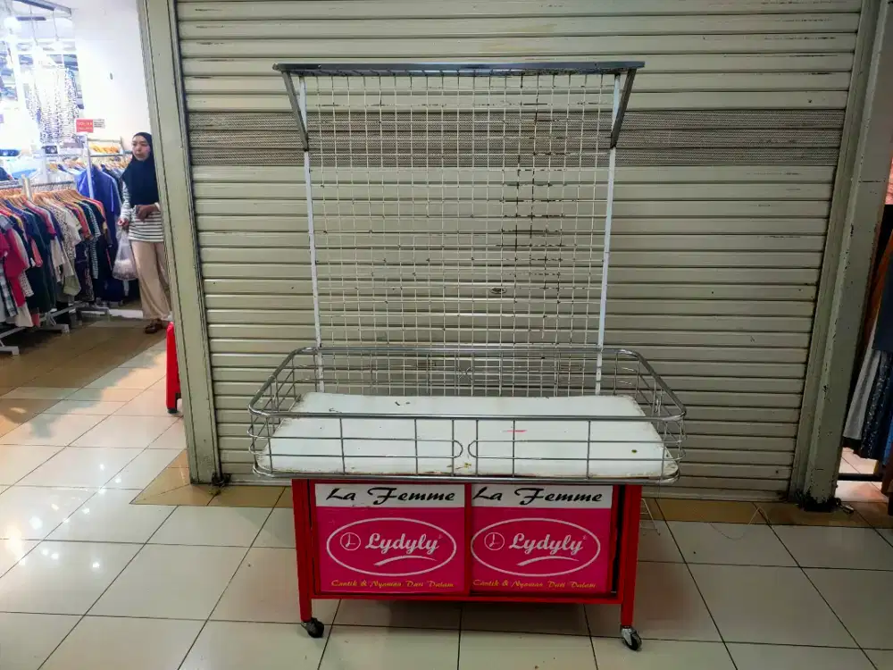 Box obral di jual cepat..dan murah..bisa nego kalau ambil semua