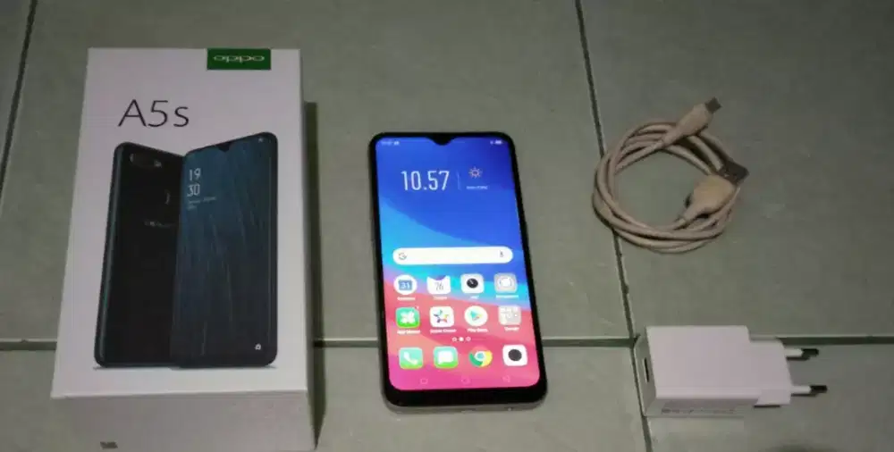 HP Oppo A5S ram 6gb dan 4G lte normal semua lengkap aman lancar jaya