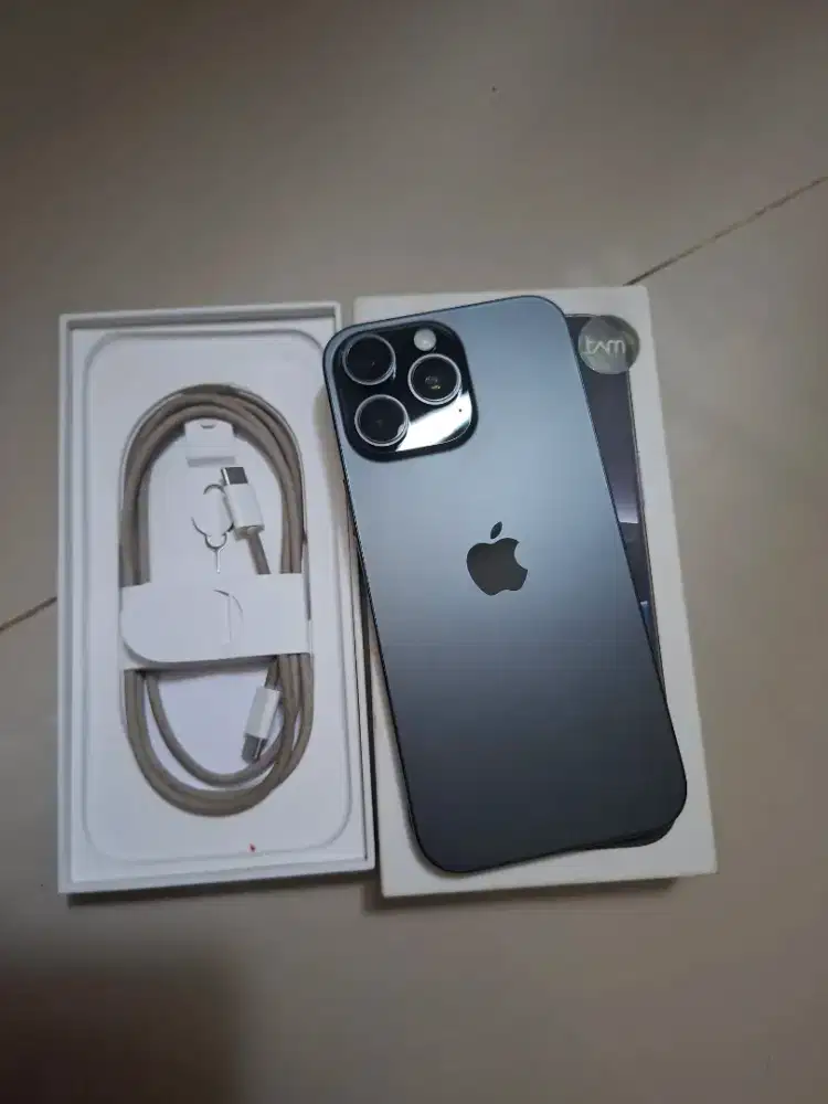 Iphone 16 pro max 256gb garansi resmi ibox