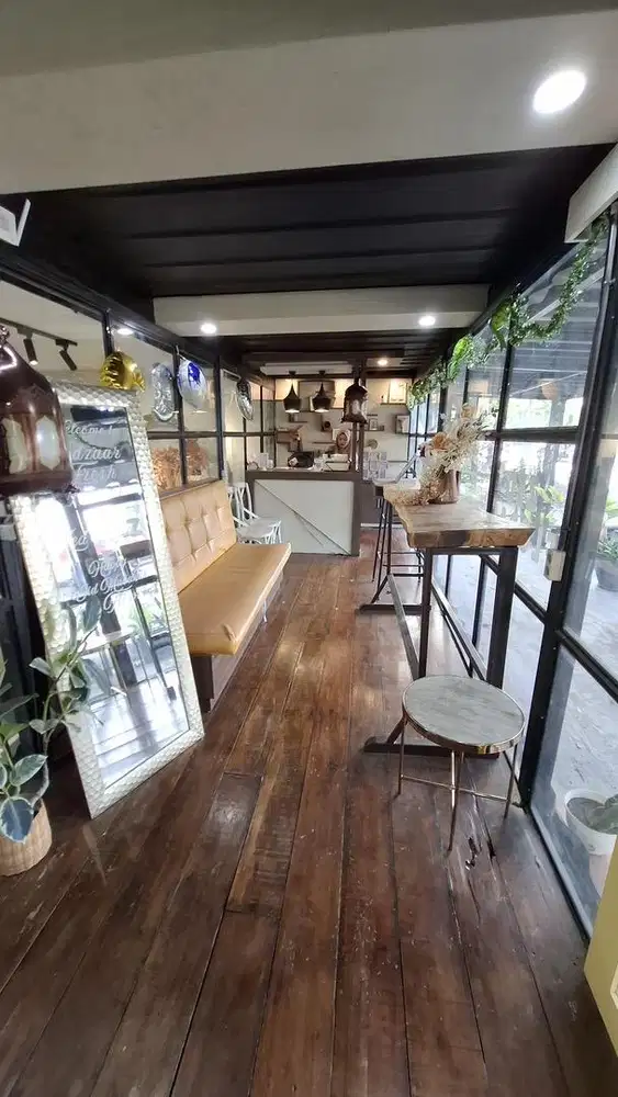 Sewa/Jual Kontainer Cafe Estetik Lengkap Isi dan Ada Rooftop nya