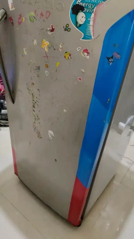 kulkas toshiba Glacio